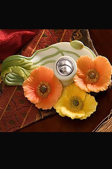 Icelandic Poppies Chamberstick - DiFranz GiftsChamberstickibis and orchid